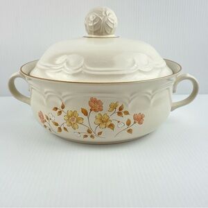Cordella Vintage Stoneware Covered Casserole Dish Burnet Pattern 70s-80s